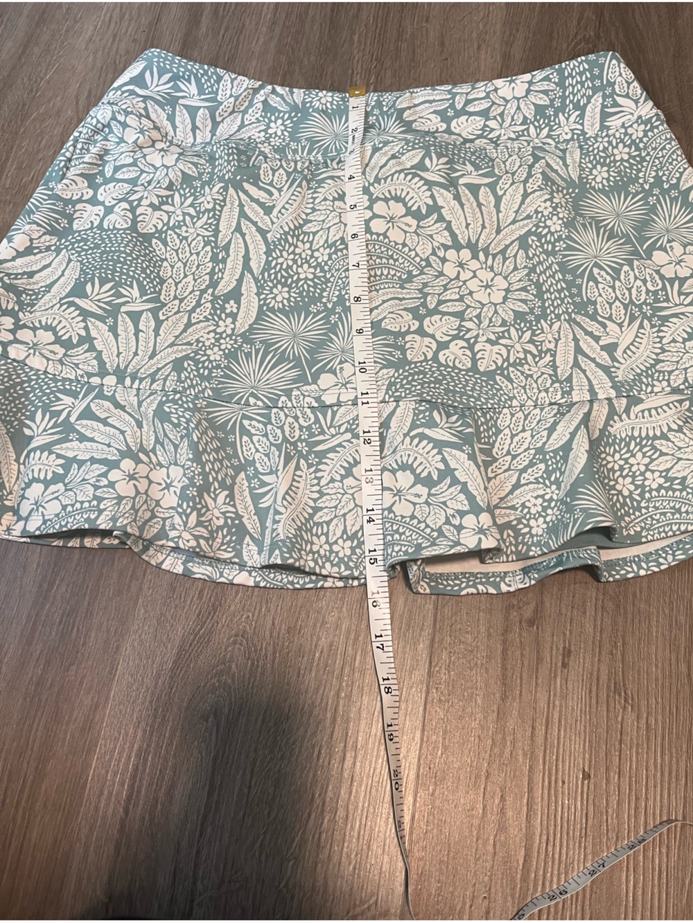Tommy Bahama Floral Golf and Tennis Skort NWOT - Picture 4 of 9